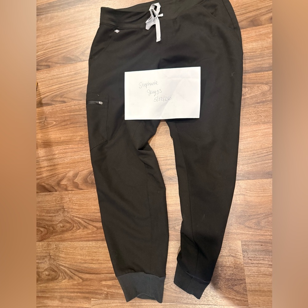 Figs Black Zamora Jogger Pants with Contrast Drawstring